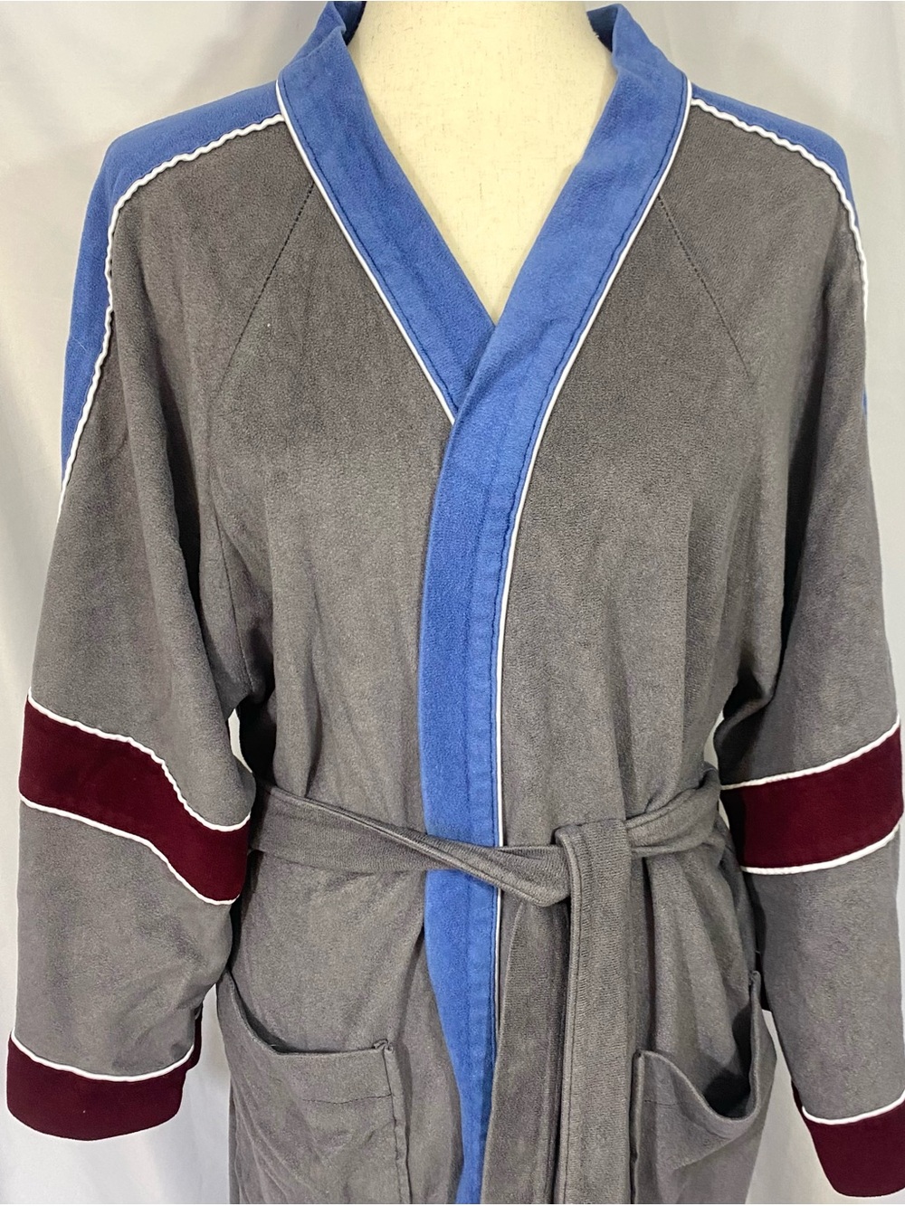 Men’s Vintage 80’s Austin Manor Loungewear Robe Large Extra Large